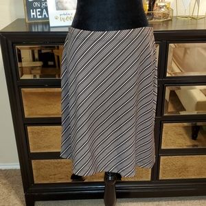 EUC GAP Brown & White Stripped Skirt sz L